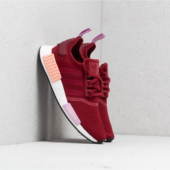 ADIDAS NMD_R1 sneakers SIZE 7.5 SAR 998 - Picture 5 of 13